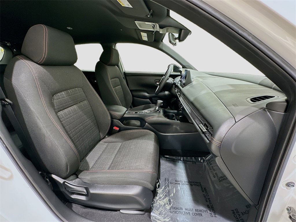 Used 2024 Honda HR-V Sport image 28