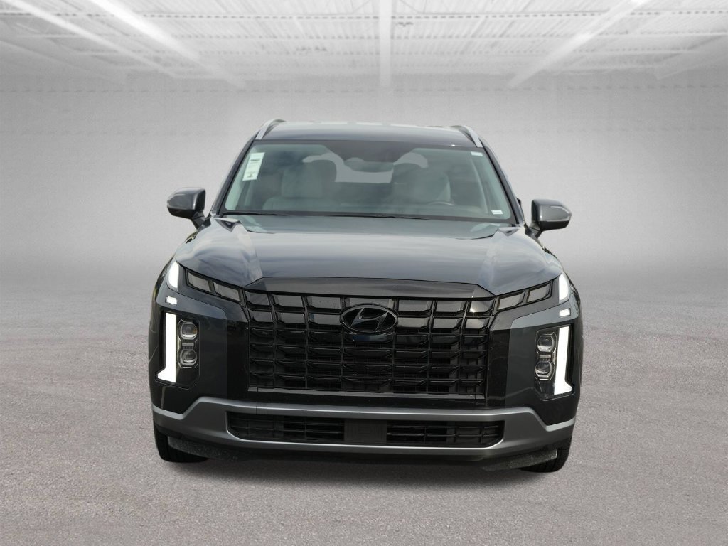 Used 2025 Hyundai Palisade SEL FWD image 2