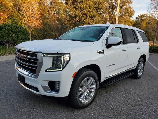 Used 2024 GMC Yukon SLT image 2