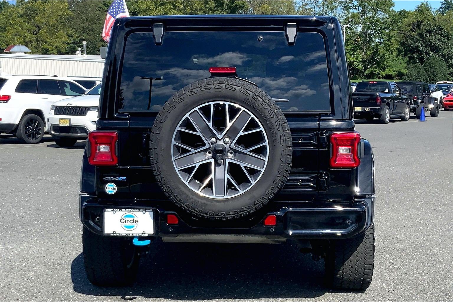 Used 2024 Jeep Wrangler High Altitude AWD/4WD image 4