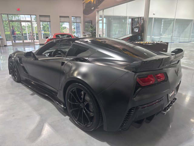 Used 2017 Chevrolet Corvette Grand Sport w/ Carbon Flash Badge Package RWD image 50