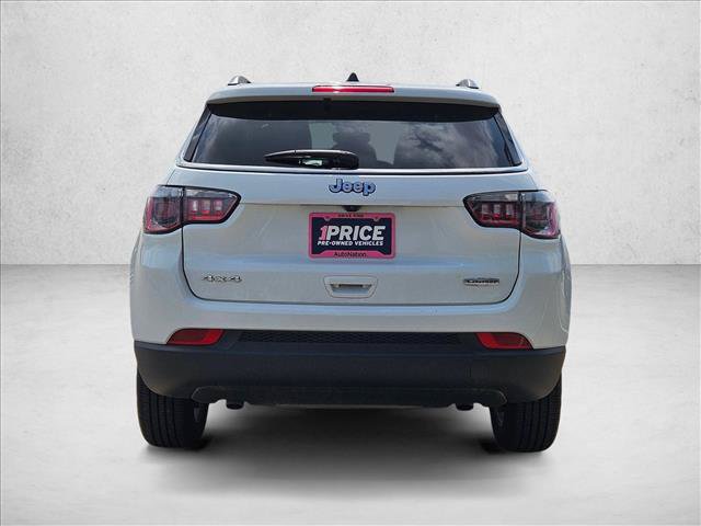 Used 2024 Jeep Compass Latitude AWD/4WD image 6