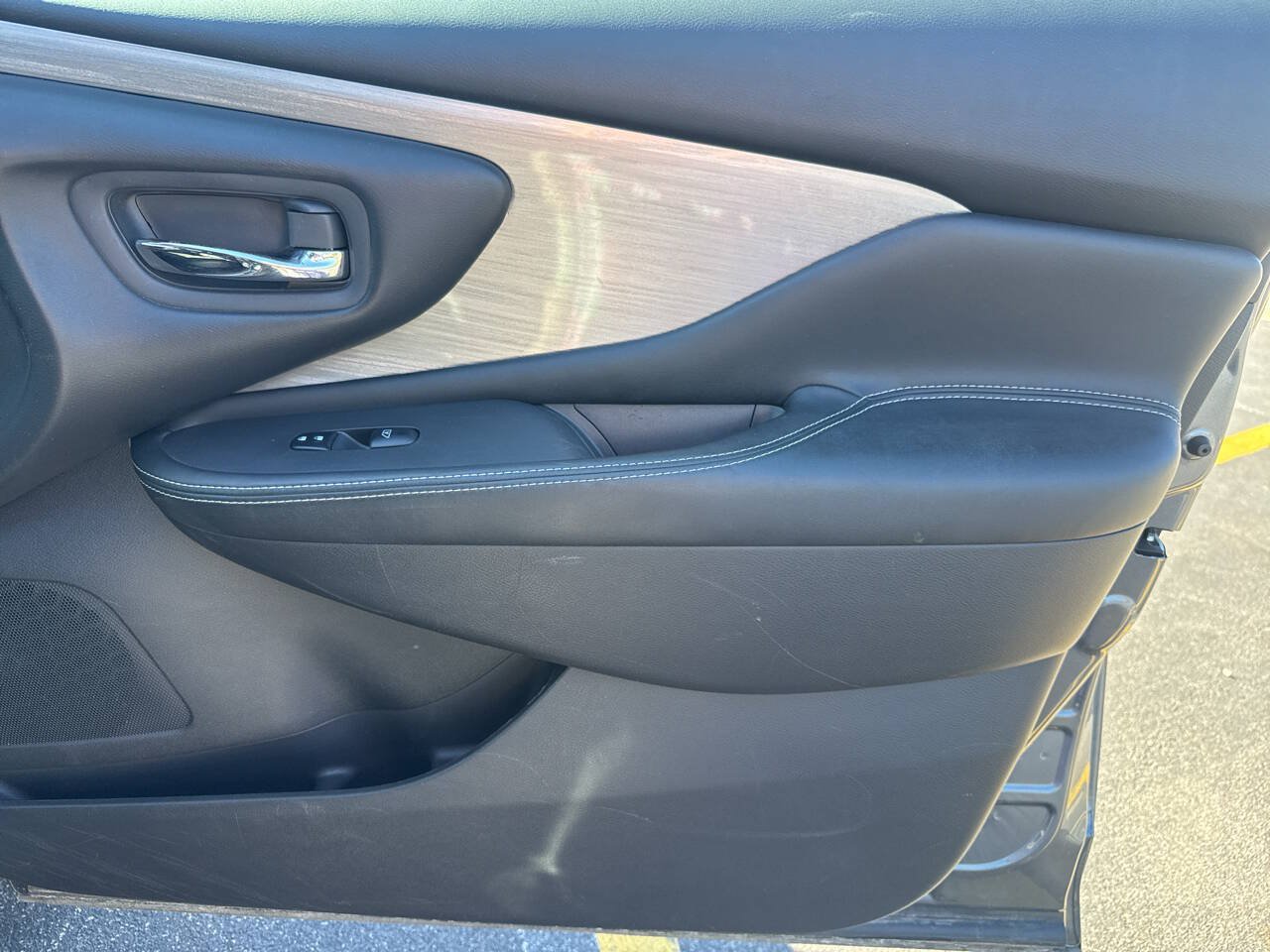 Used 2017 Nissan Murano SV AWD/4WD image 30