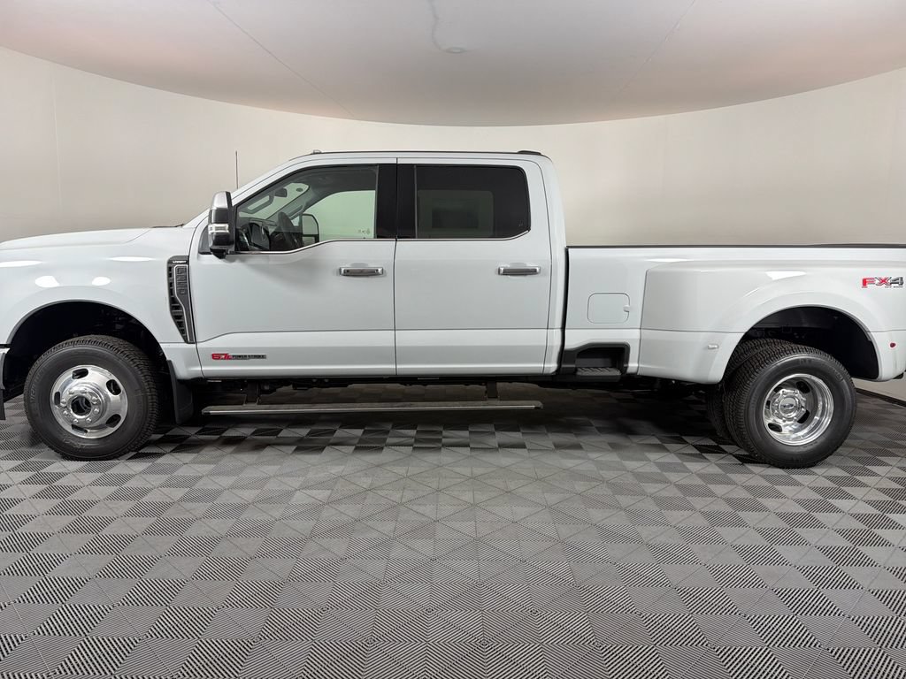 New 2026 Ford F350 Lariat w/ Lariat Premium Package AWD/4WD image 6