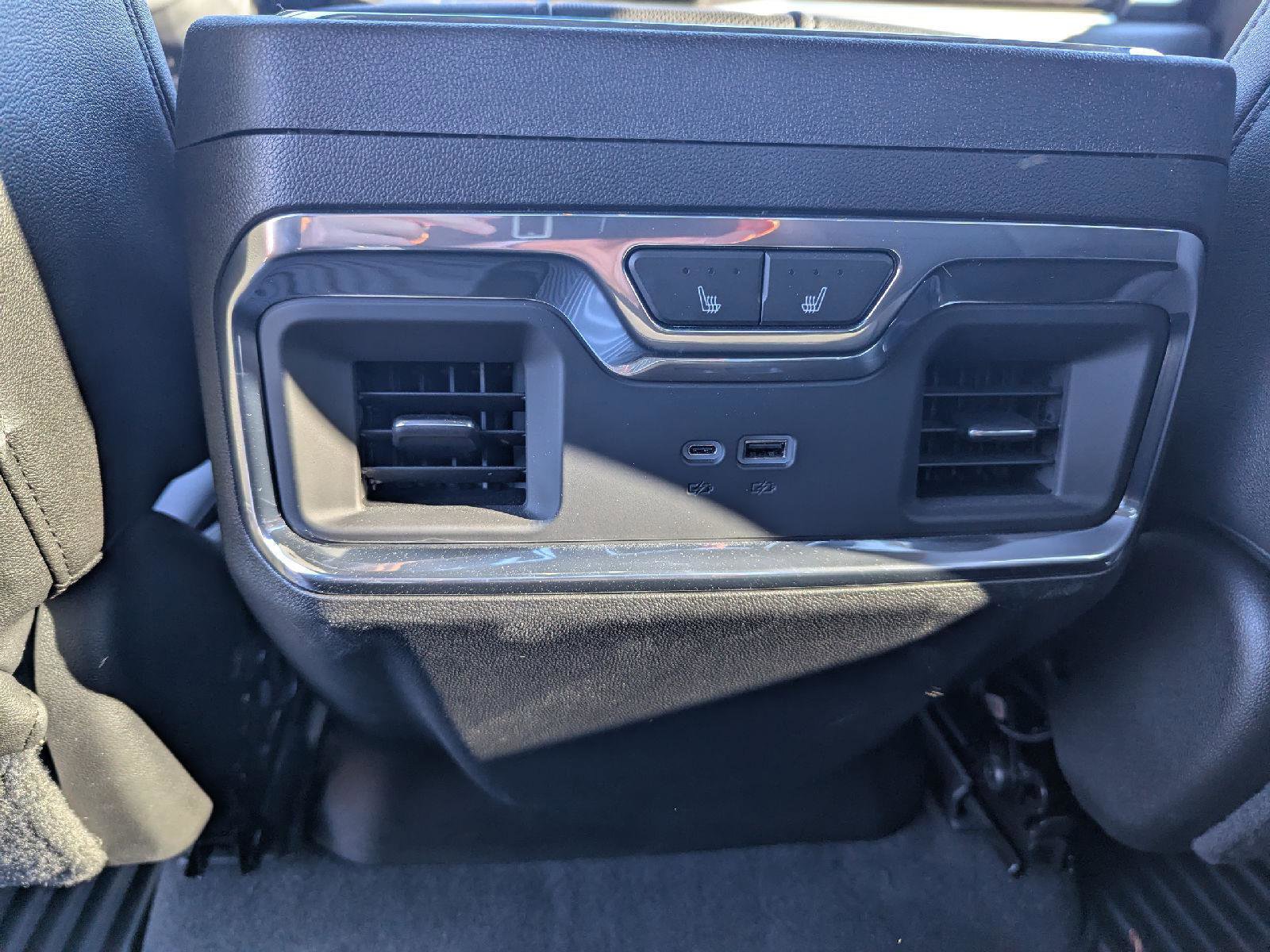 Certified 2024 Chevrolet Silverado 2500 LTZ w/ LTZ Convenience Package image 34