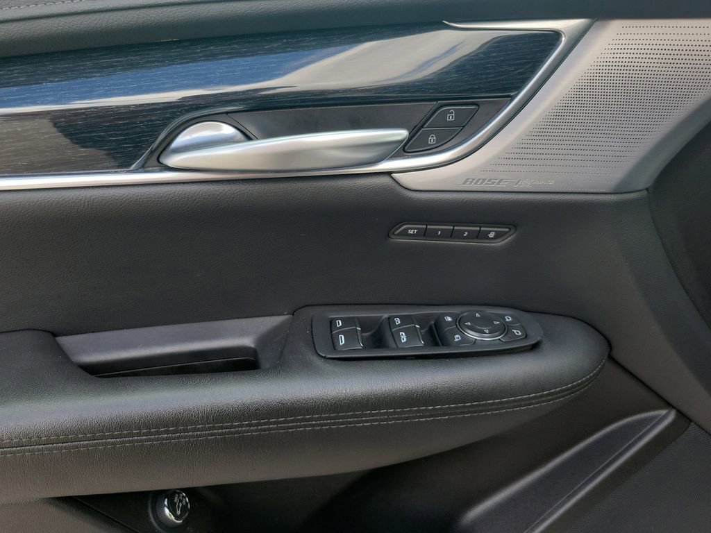 Used 2025 Cadillac XT5 Premium Luxury image 20