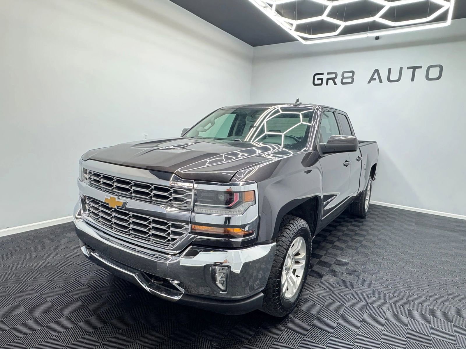 Used 2016 Chevrolet Silverado 1500 LT w/ All Star Edition image 3