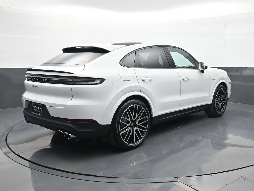 New 2026 Porsche Cayenne E-Hybrid Coupe AWD/4WD image 23