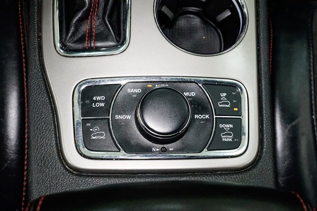 Used 2021 Jeep Grand Cherokee Trailhawk image 23