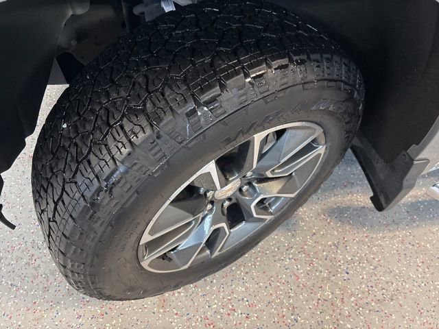 Used 2023 Chevrolet Silverado 1500 LT image 31