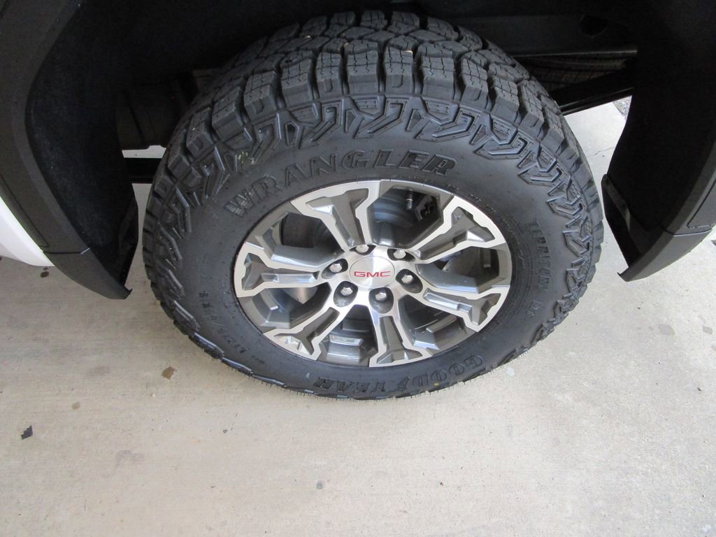 New 2026 GMC Sierra 1500 Pro w/ Pro Value Package image 9