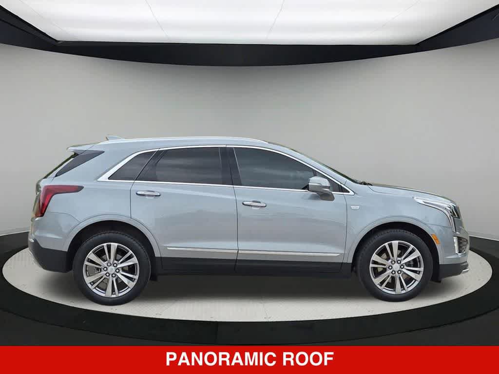 Used 2024 Cadillac XT5 Premium Luxury w/ LPO, Floor Liner Package AWD/4WD image 8