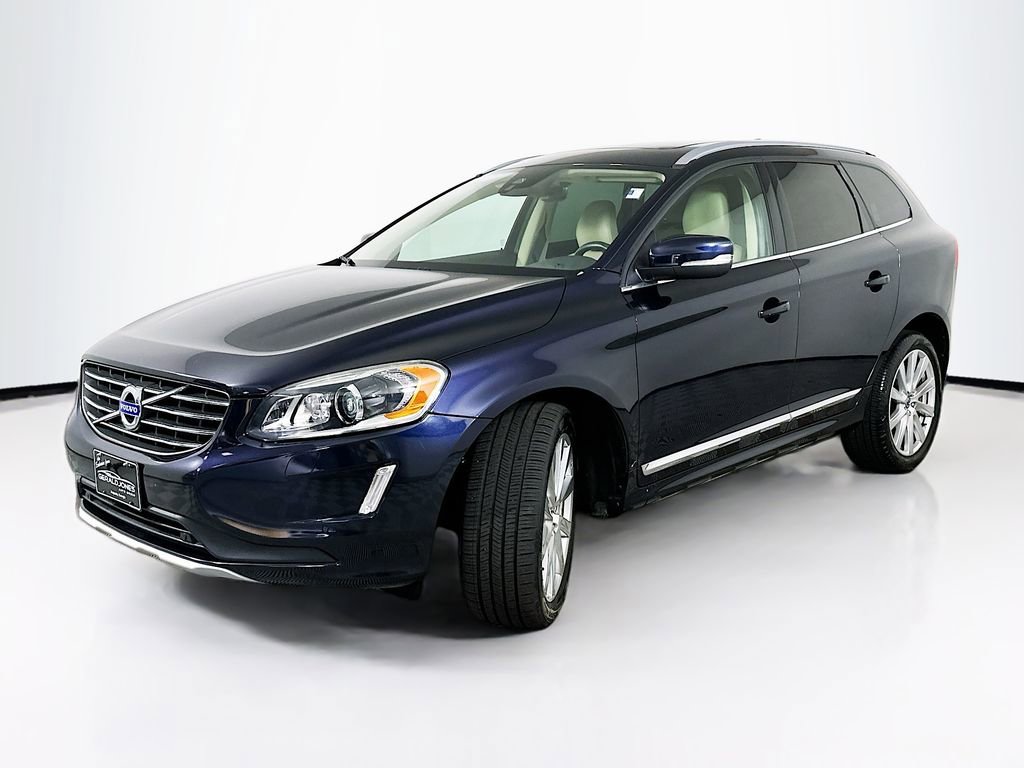 Used 2017 Volvo XC60 T5 Inscription w/ Preferred Option Package FWD image 2