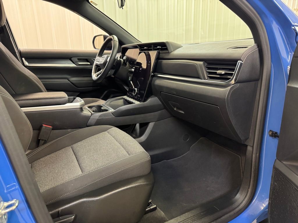 Used 2025 GMC Terrain Elevation image 26