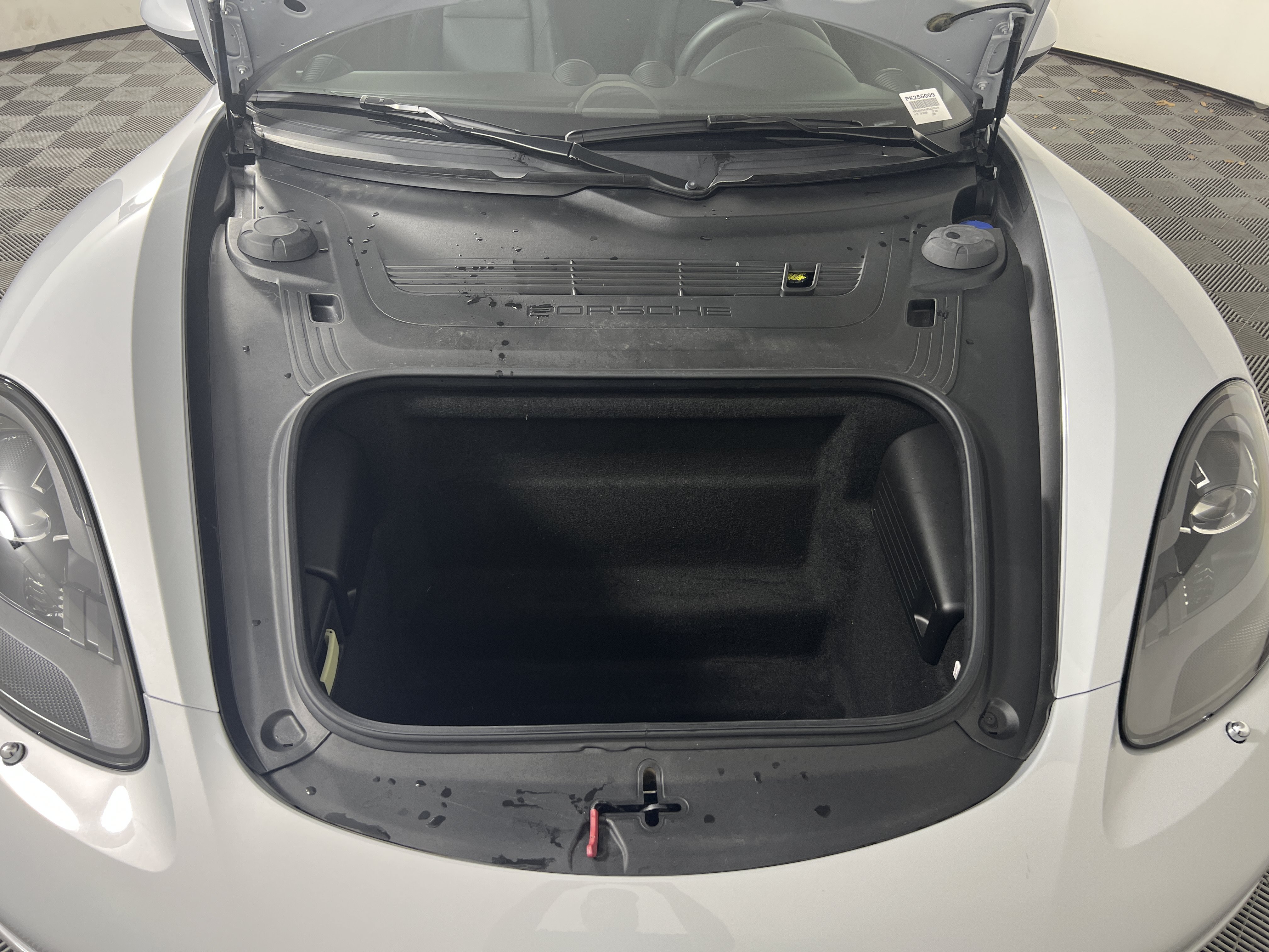 Certified 2024 Porsche 718 Cayman RWD image 22