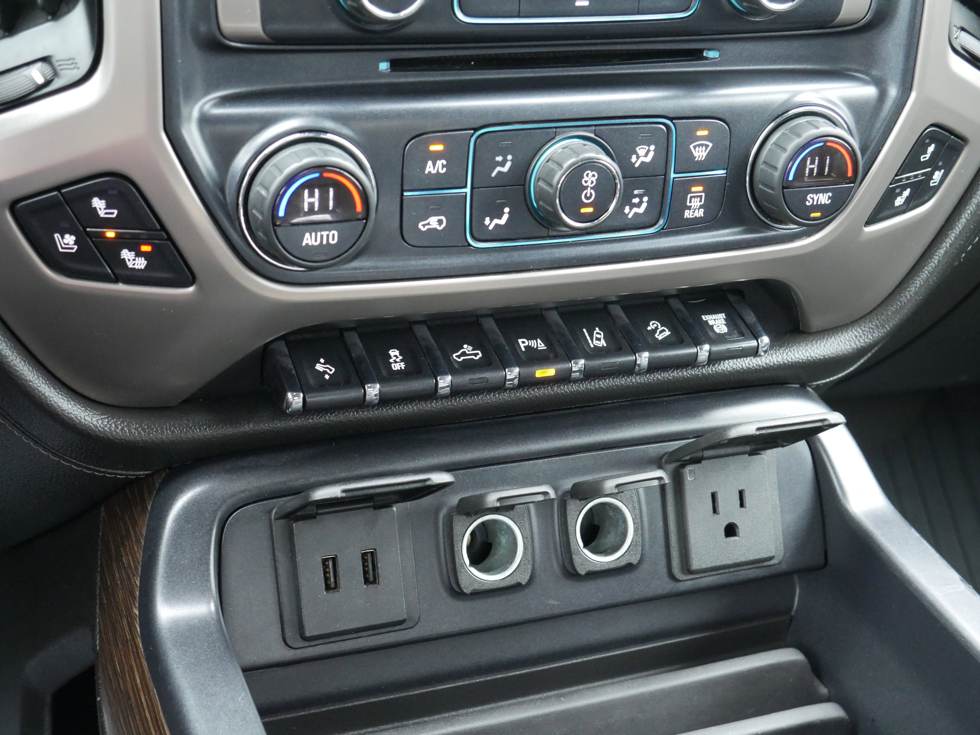 Used 2019 GMC Sierra 2500 Denali image 13