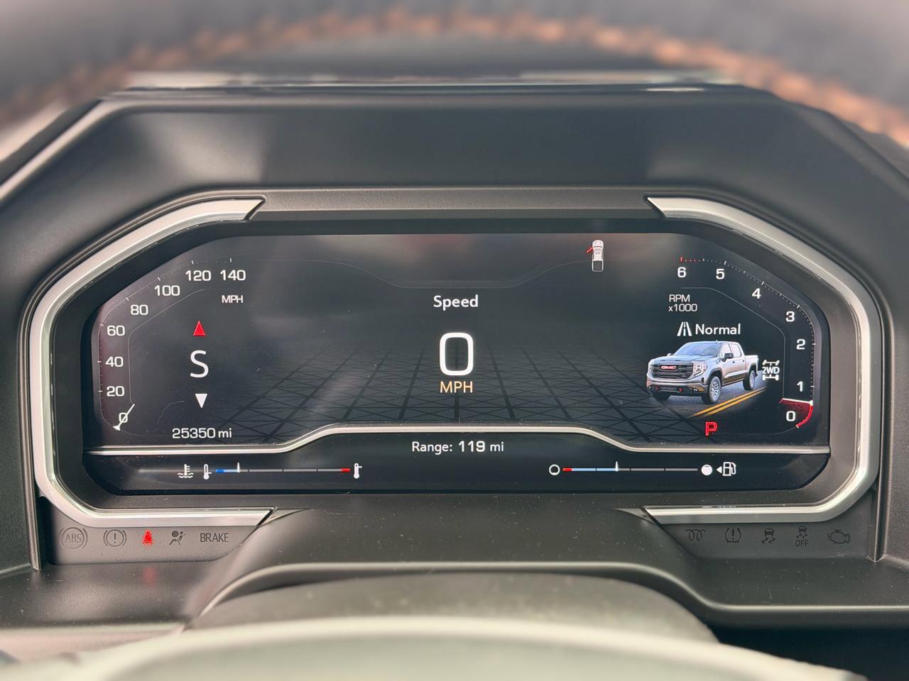 Used 2024 GMC Sierra 1500 AT4 w/ Technology Package AWD/4WD image 18