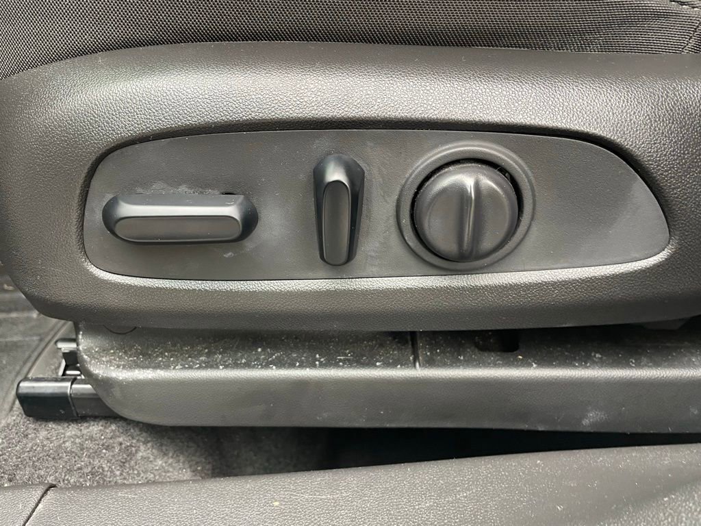 Certified 2022 Chevrolet TrailBlazer LT w/ Convenience Package image 22