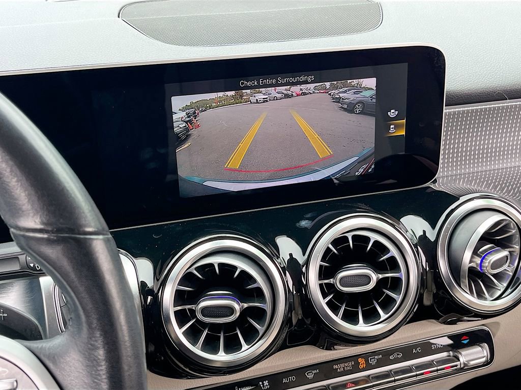 Used 2021 Mercedes-Benz GLB 250 image 13