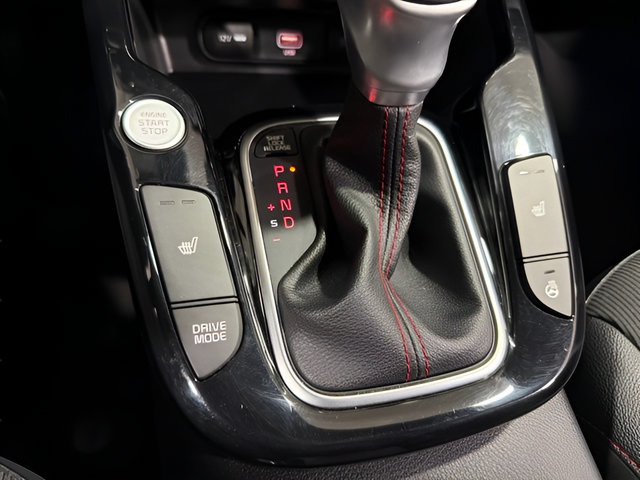 Used 2020 Kia Soul GT-Line Turbo FWD image 25