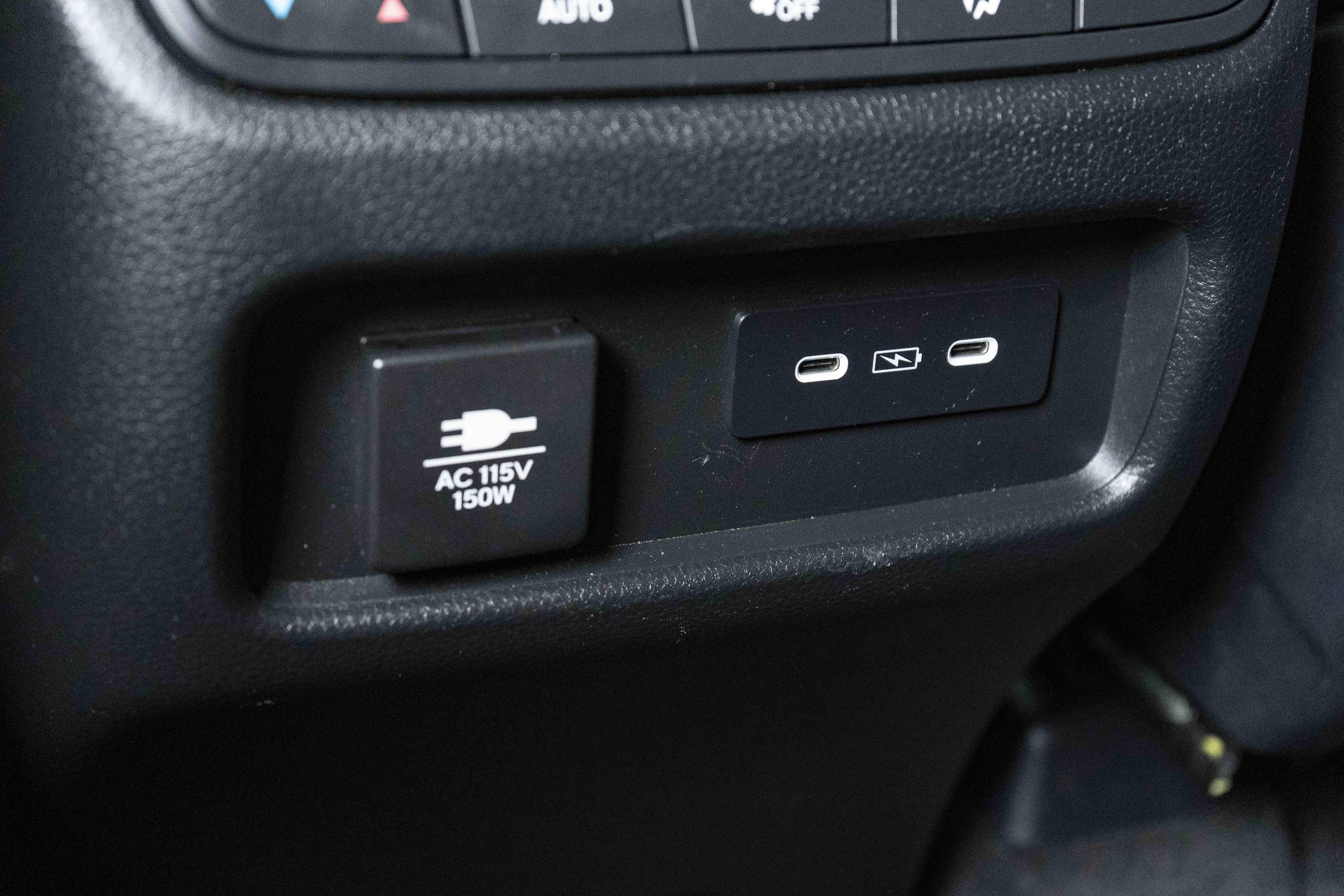 Used 2024 Honda Pilot Elite image 42