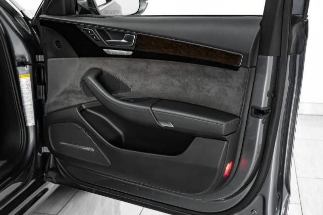 Used 2017 Audi A8 L 3.0T w/ Executive Package image 46