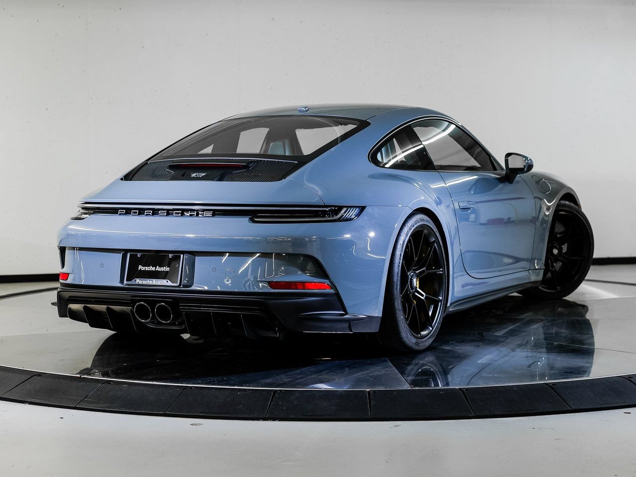 Certified 2024 Porsche 911 GT3 RWD image 7