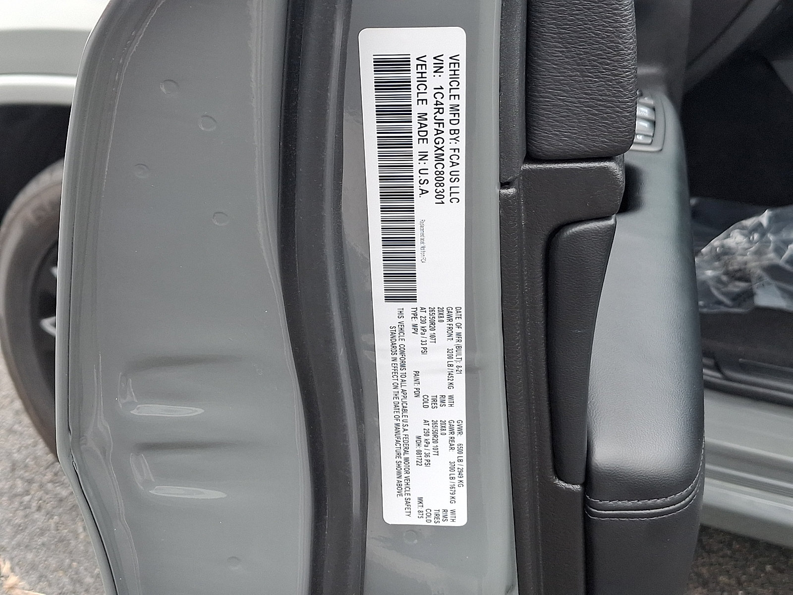 Used 2021 Jeep Grand Cherokee Laredo X AWD/4WD image 26