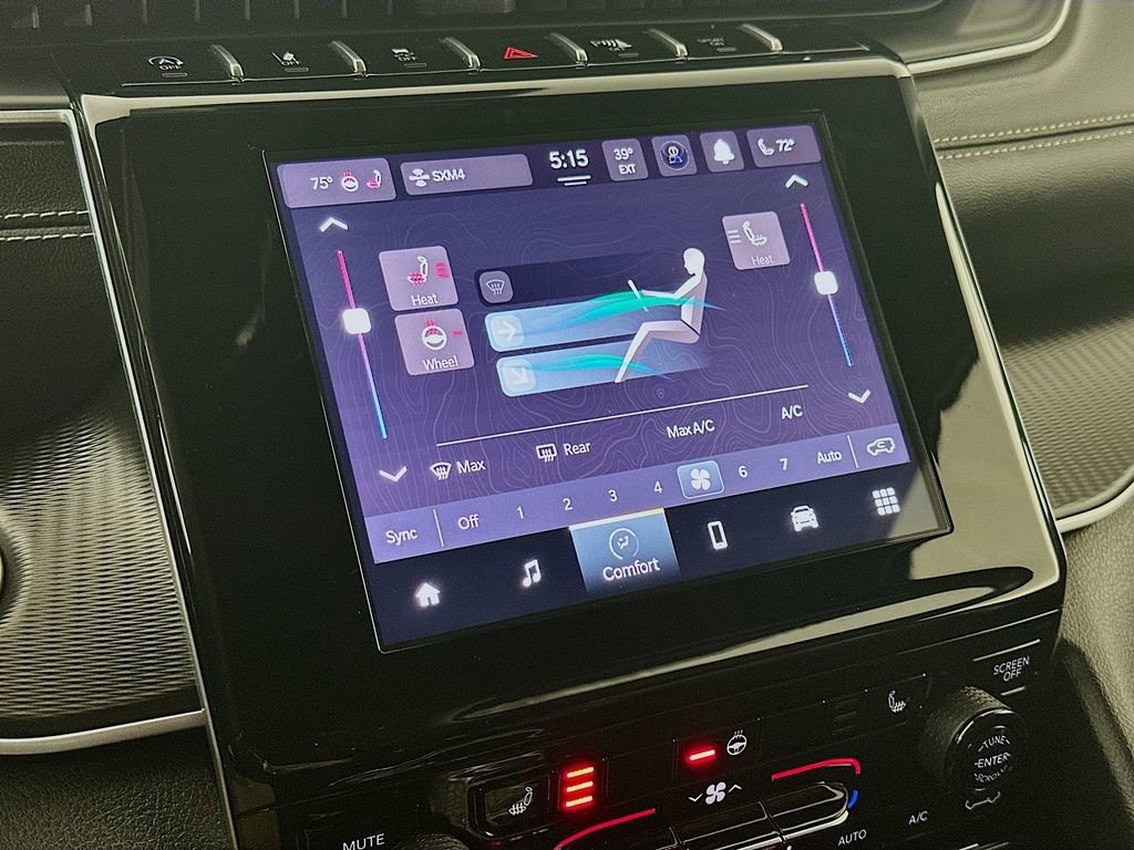 Certified 2024 Jeep Grand Cherokee Altitude image 22