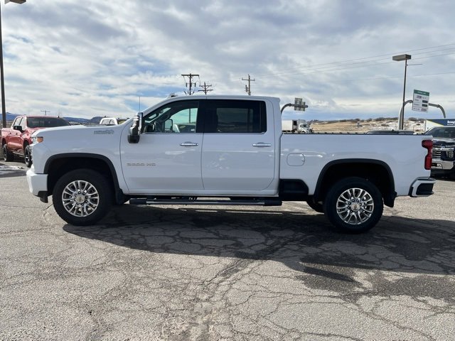 Used 2022 Chevrolet Silverado 3500 High Country w/ Technology Package image 2