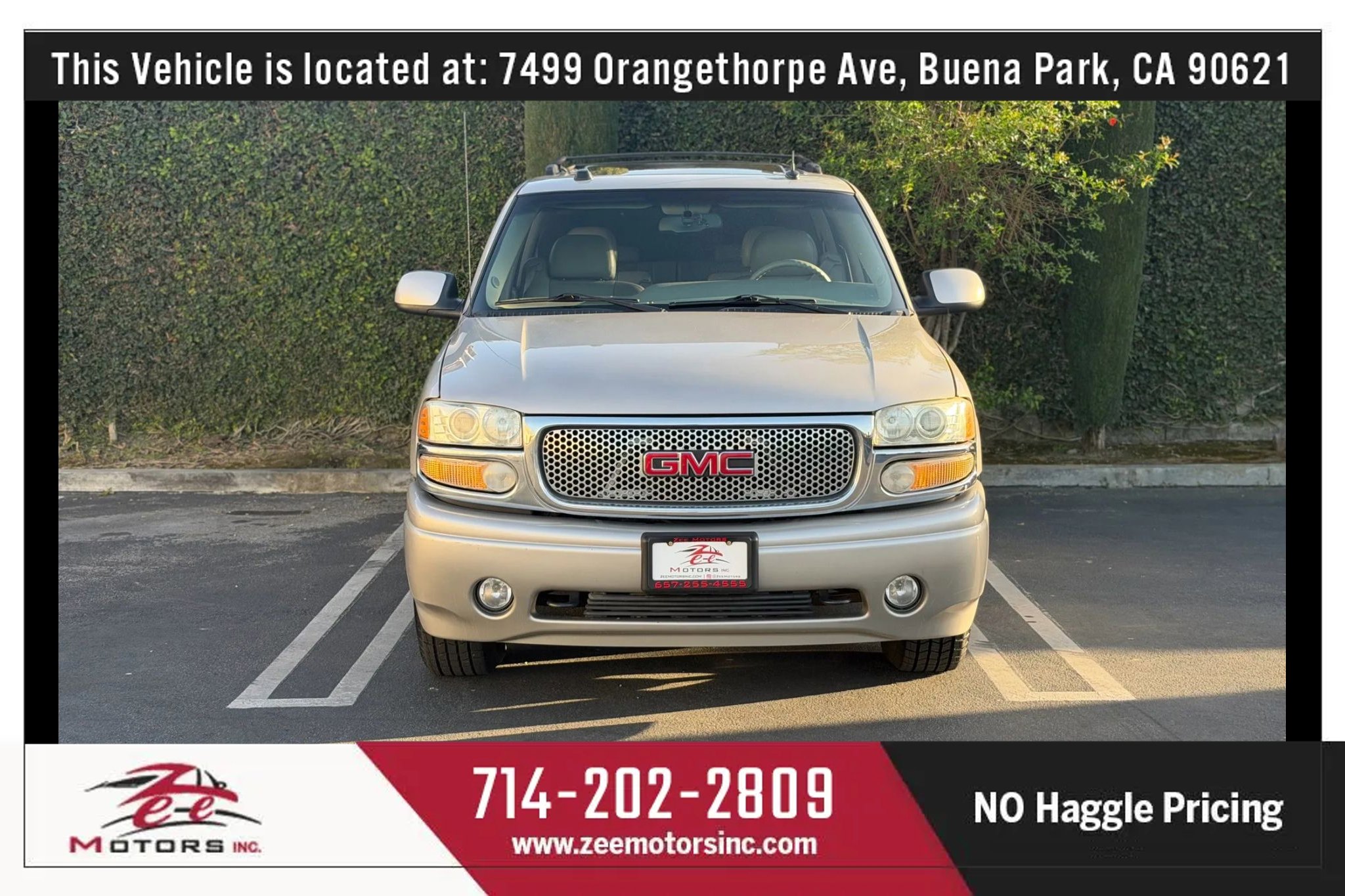 Used 2004 GMC Yukon Denali image 3