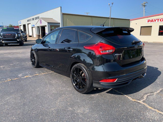 Used 2015 Ford Focus ST FWD image 2