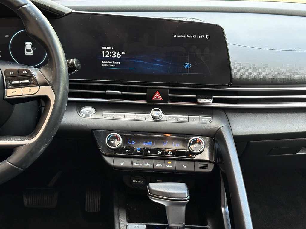 Used 2024 Hyundai Elantra Limited FWD image 30
