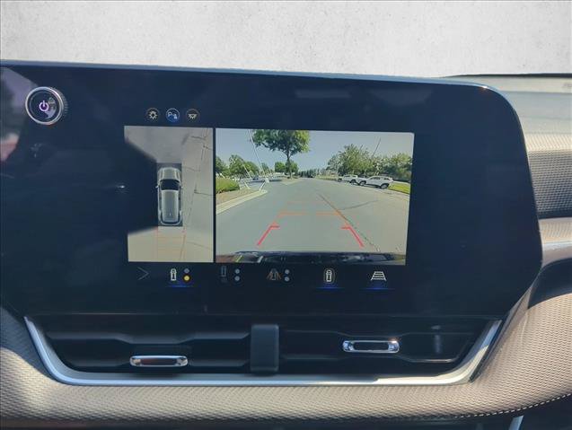 Used 2025 Chevrolet Equinox LT w/ Convenience Package II AWD/4WD image 17