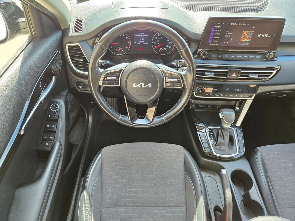 Used 2023 Kia Seltos S w/ Navigation Package AWD/4WD image 15