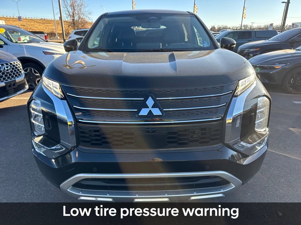 Used 2022 Mitsubishi Outlander SE image 7