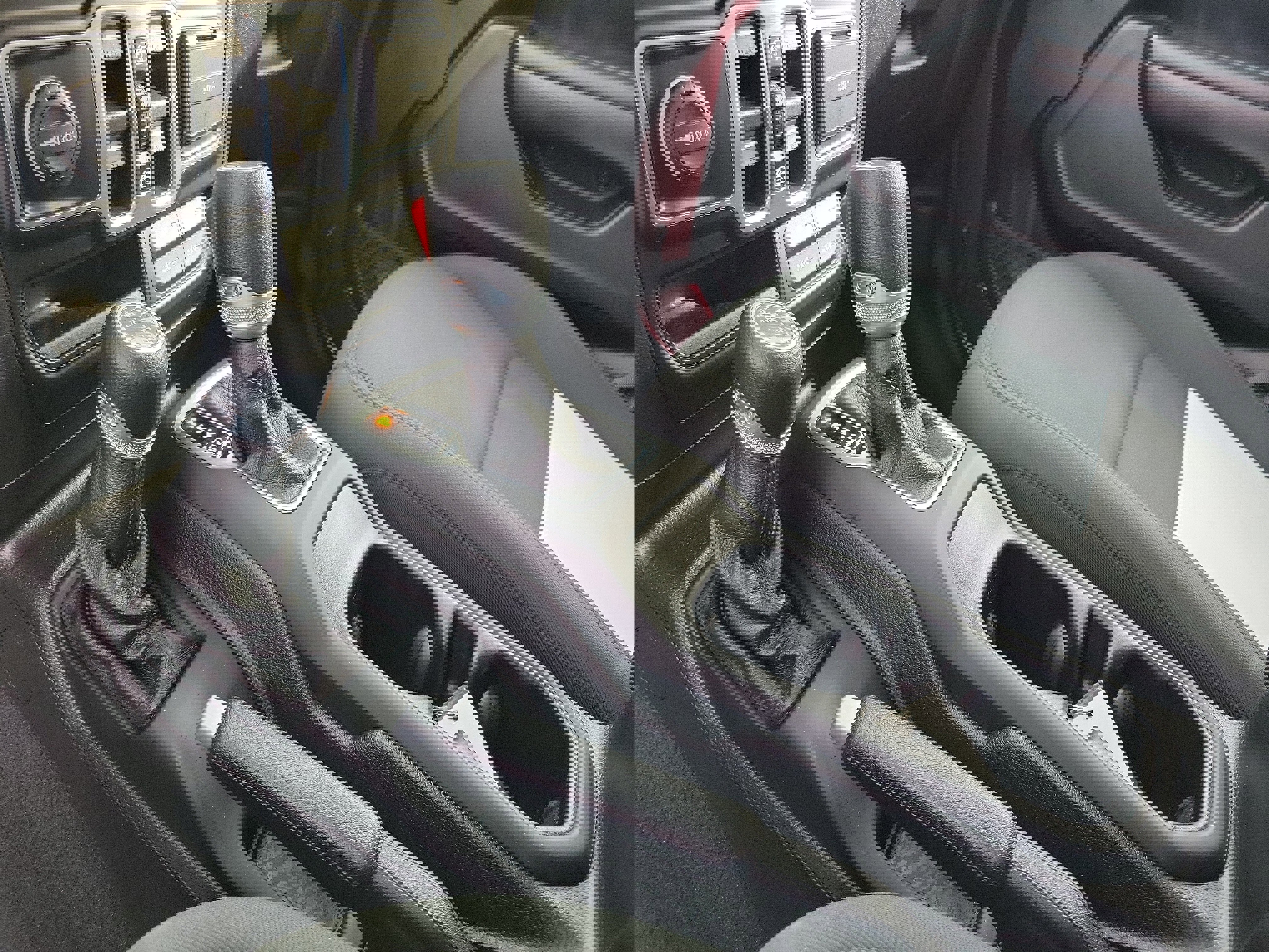 Used 2021 Jeep Gladiator Willys image 29