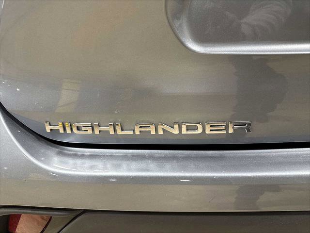 Certified 2022 Toyota Highlander XLE image 27