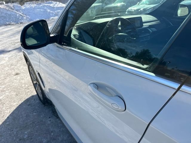 Used 2018 BMW X3 xDrive30i w/ Convenience Package image 13