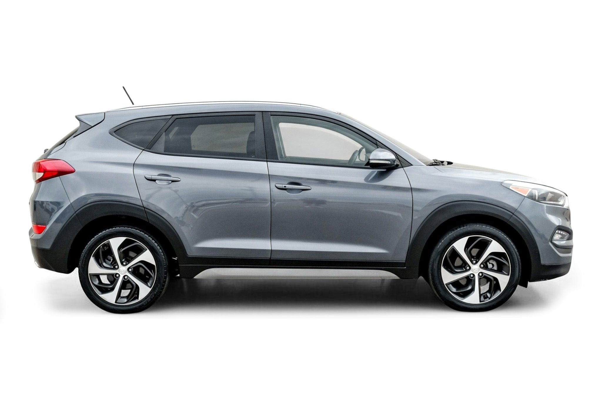 Used 2017 Hyundai Tucson Sport FWD image 6