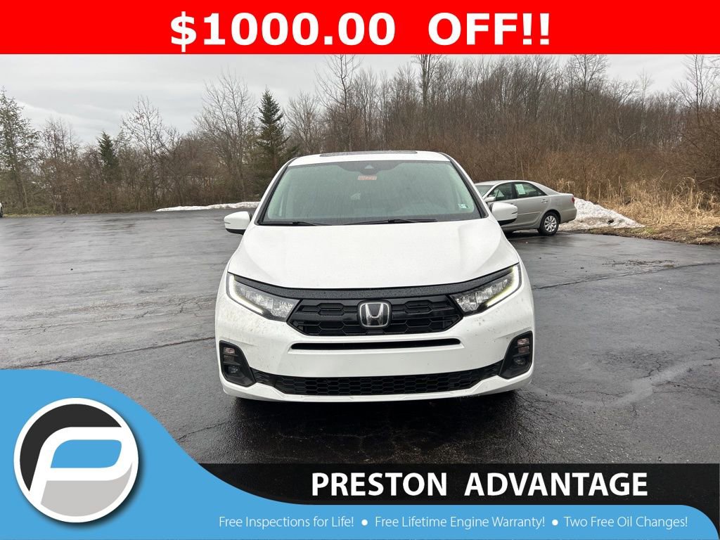 New 2026 Honda Odyssey Touring image 7