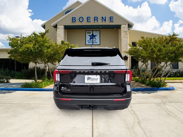 Used 2025 Ford Explorer Active image 4