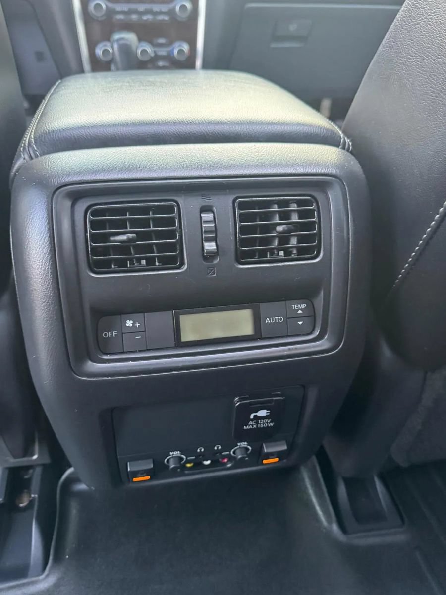 Used 2014 Nissan Pathfinder Platinum w/ Platinum Premium Package AWD/4WD image 21