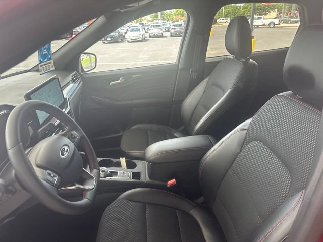 Used 2026 Ford Escape ST-Line w/ Tech Pack #1 AWD/4WD image 37