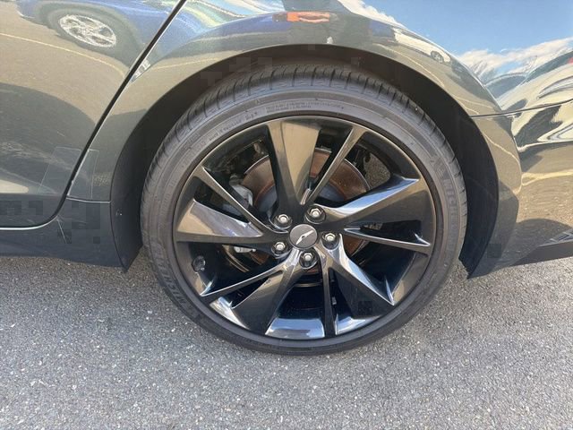 Used 2023 Genesis G70 2.0T w/ Sport Prestige Package image 6