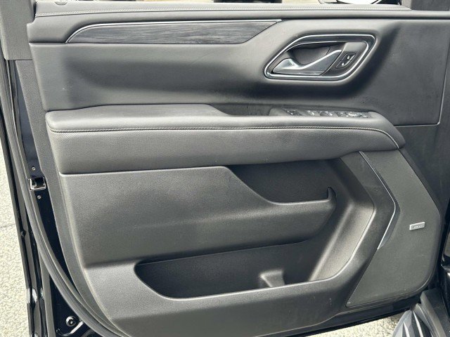 Used 2022 GMC Yukon SLT w/ SLT Luxury Package image 18