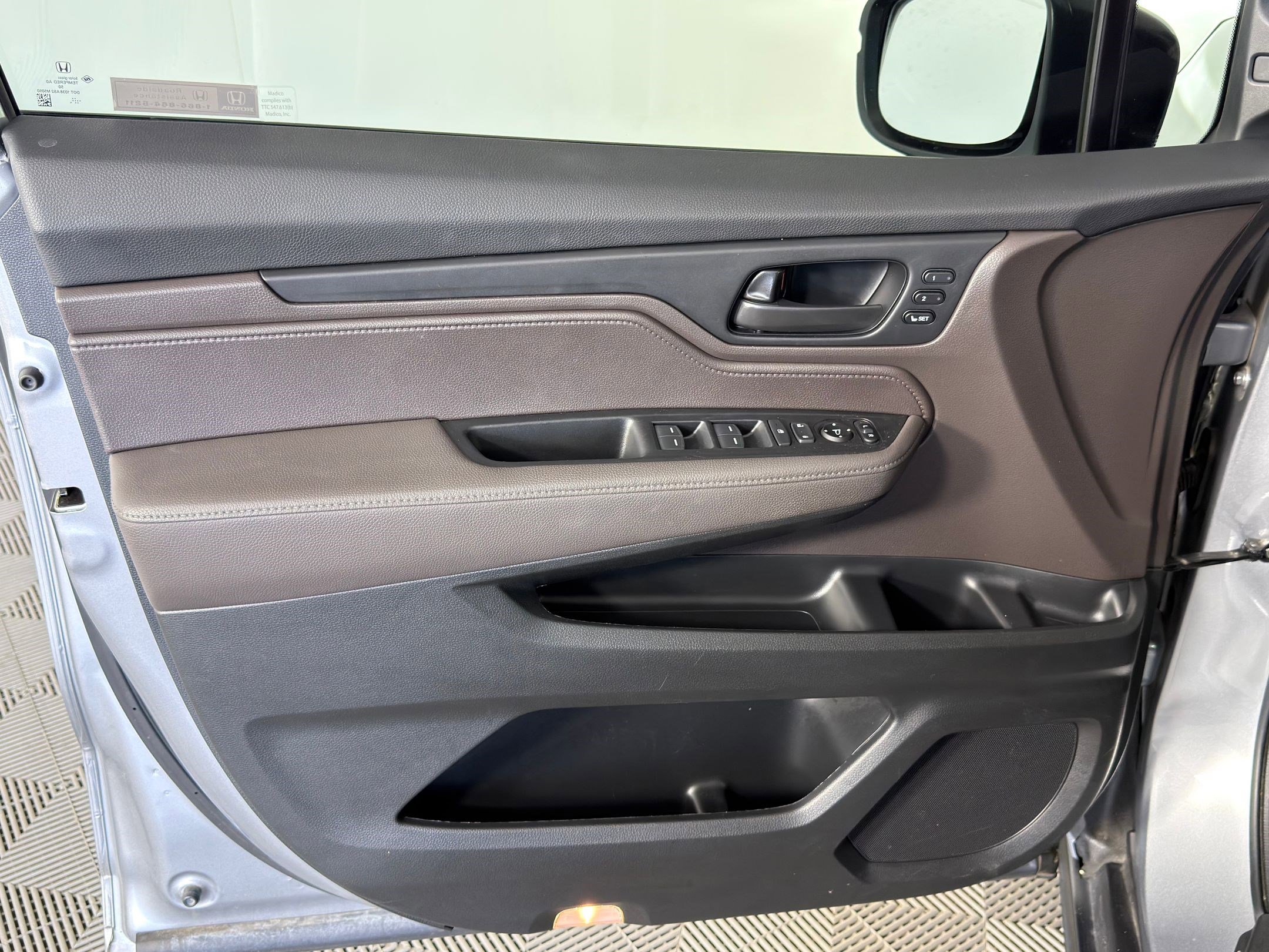 Used 2023 Honda Odyssey EX-L image 10