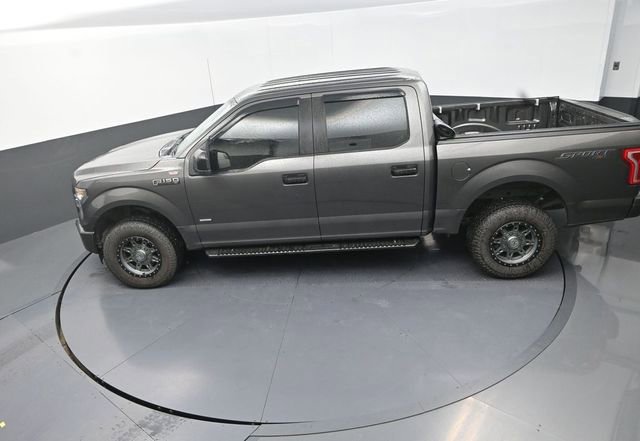 Used 2017 Ford F150 XL w/ Equipment Group 101A Mid AWD/4WD image 15