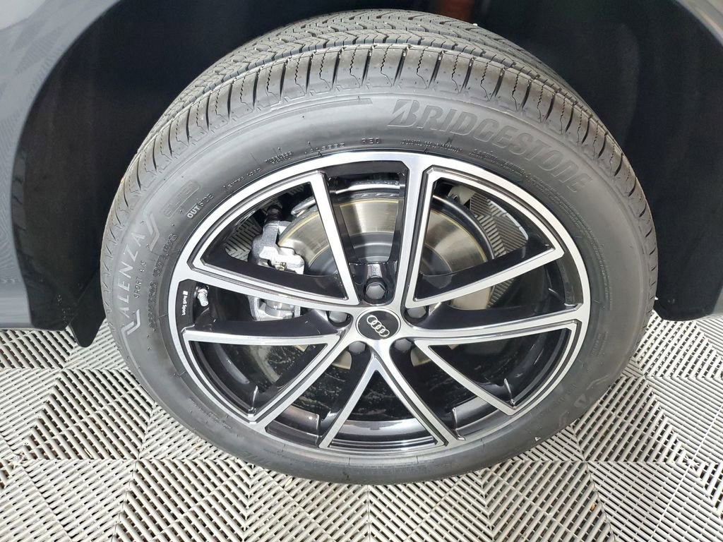 New 2026 Audi Q5 Premium Plus AWD/4WD image 11