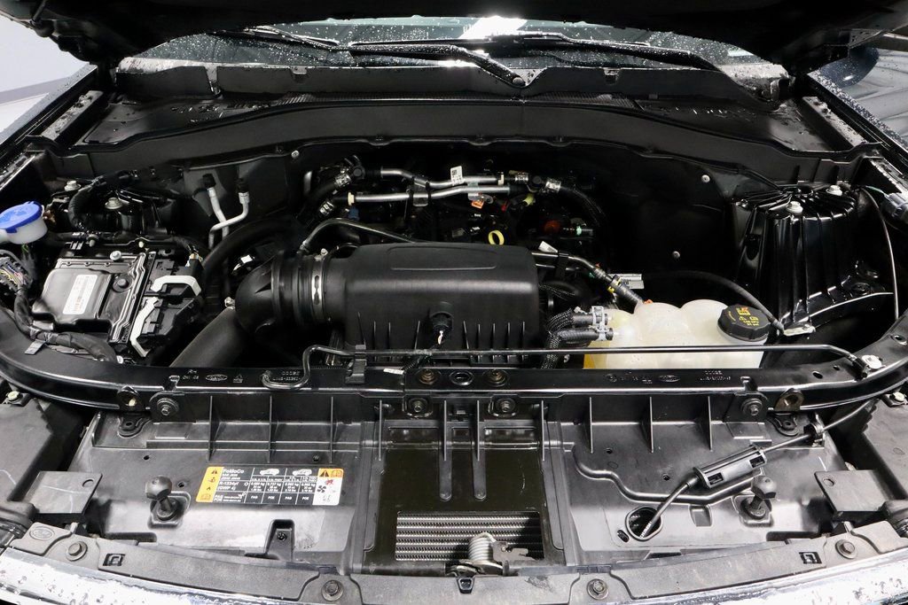 Certified 2023 Ford Explorer XLT image 17